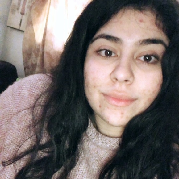 Meet your Posher, Julia - Picture 1 of 1